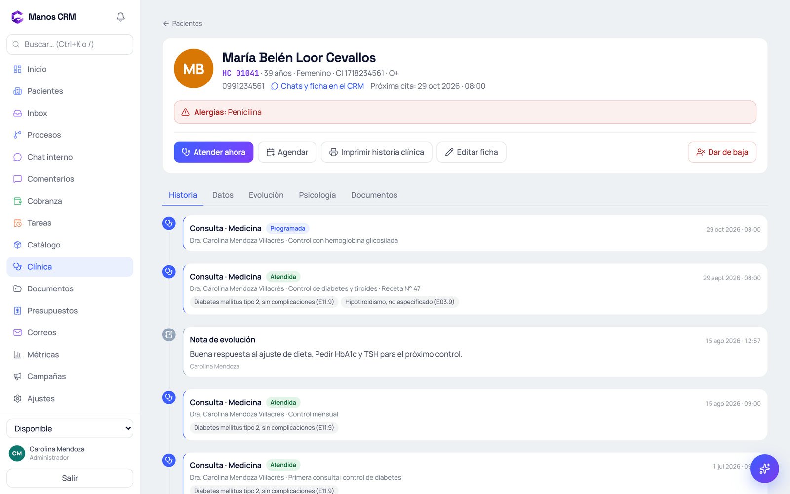 Captura real del módulo Clínica de Manos CRM: historia clínica.