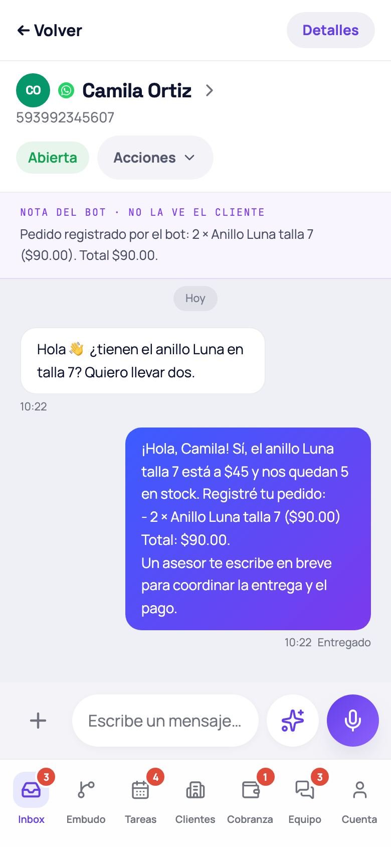 Captura real de Manos CRM: el bot contesta con precio y stock y registra el pedido