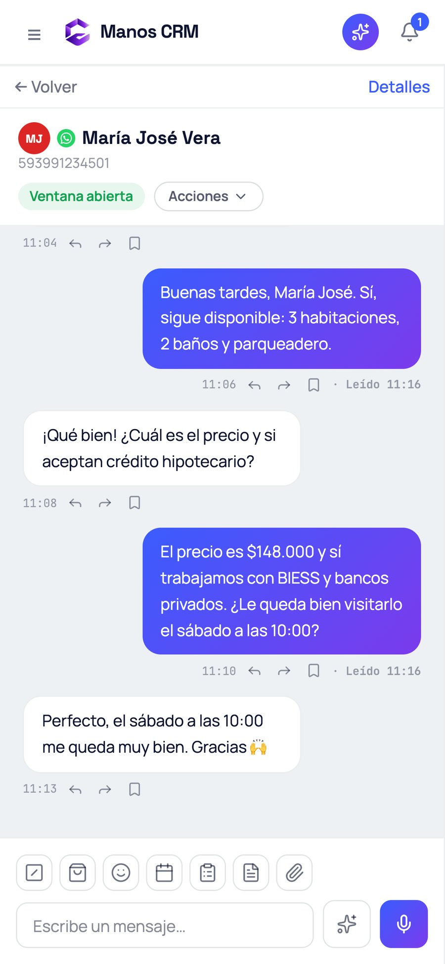 Captura real de Manos CRM en el celular: conversación