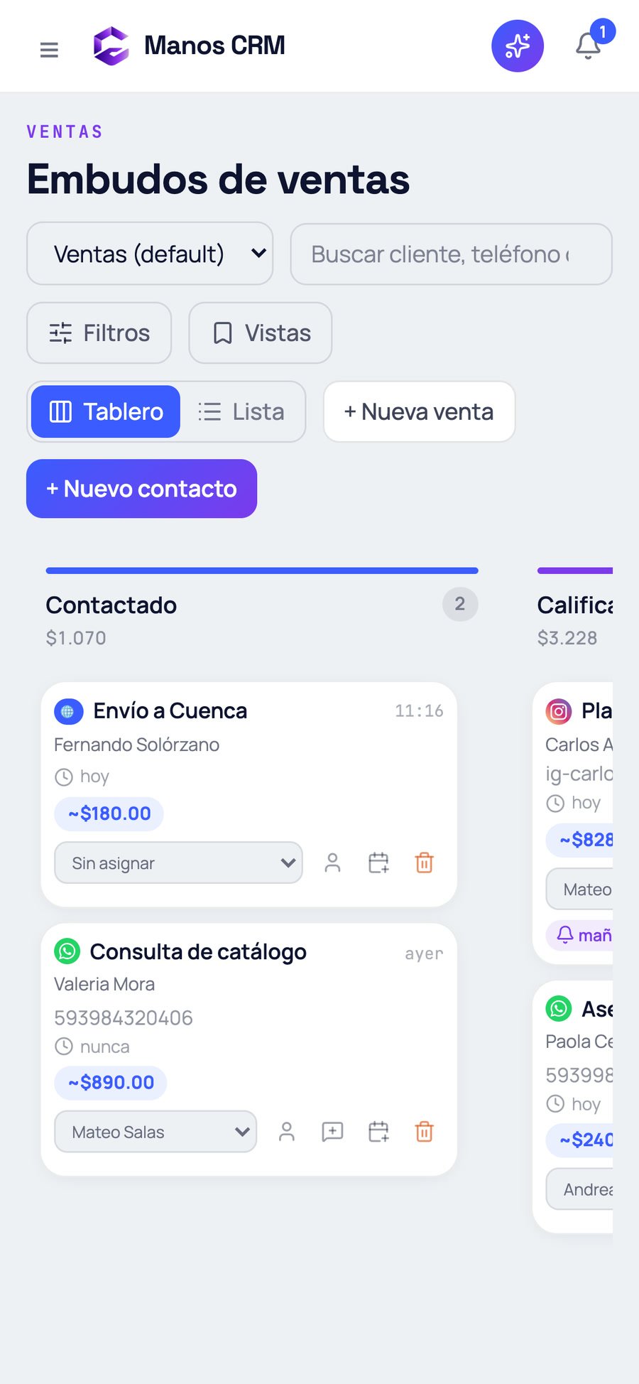Captura real de Manos CRM en el celular: embudo